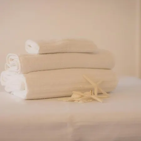 La Casa Di Filo Boutique 3* Roseto Degli Abruzzi